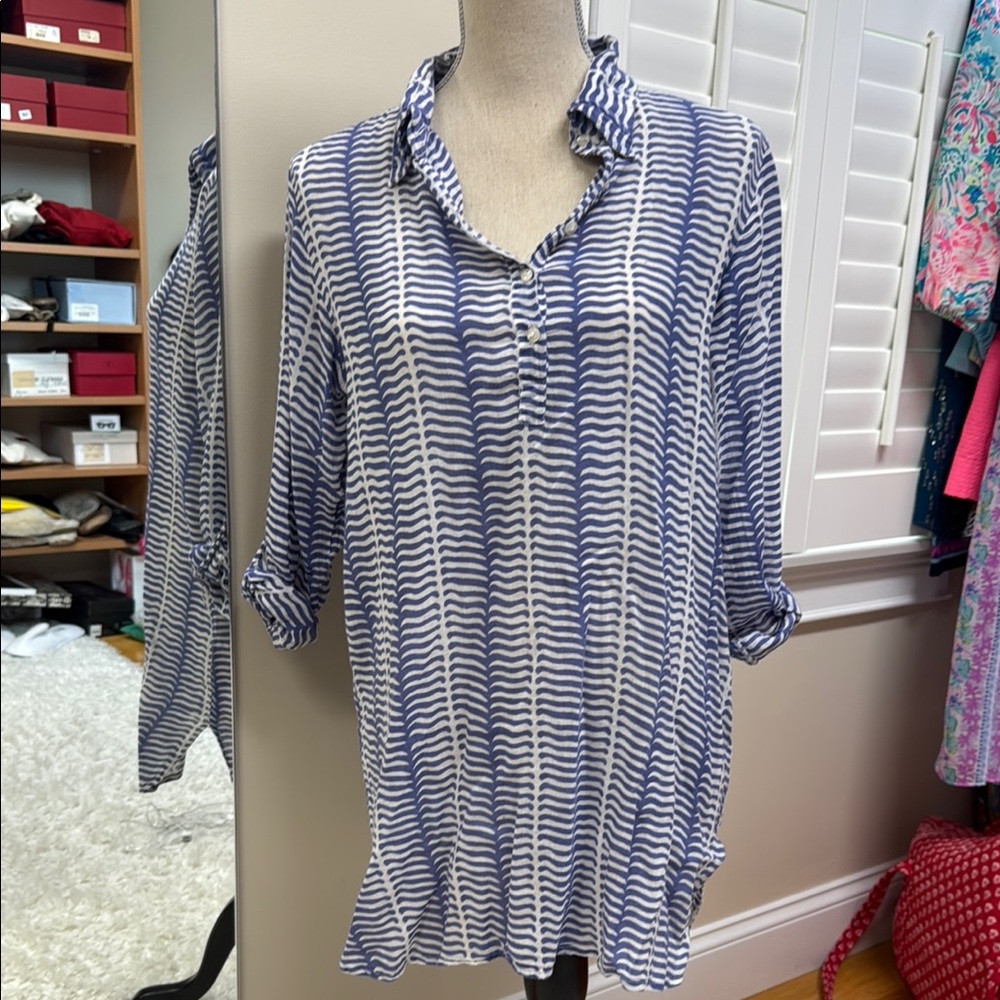 Oliphant Tunic in Excellent Condition. 100% cotton feels like soft linen!